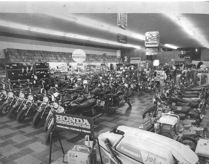 Hours Cycle Country Department Store in 1976
